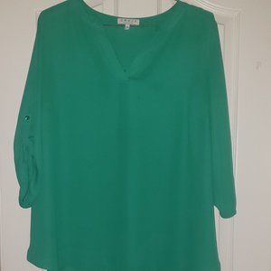 Chaus NY Green Tunic Blouse 3/4 Sleeve Shark Bite Style Size 2X